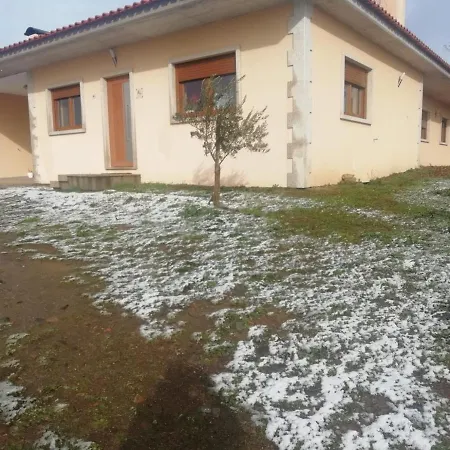 Casa Da Fonte Em Prada,