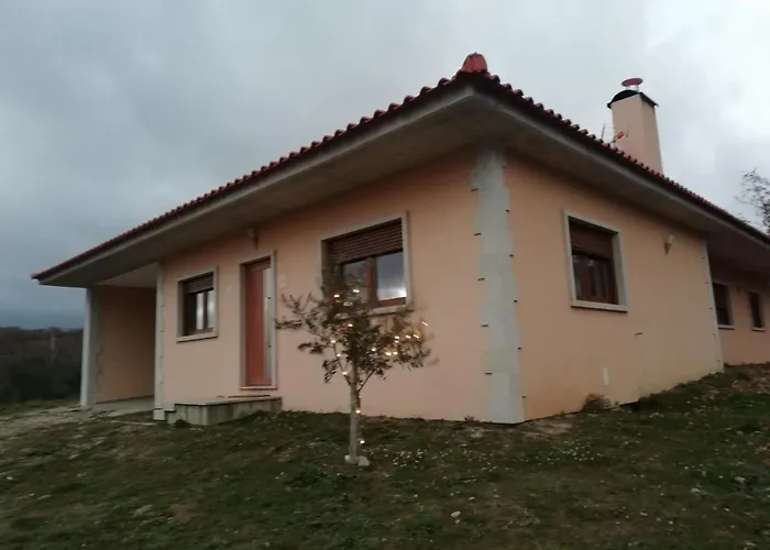 Casa Da Fonte Em Prada, Виньяйш